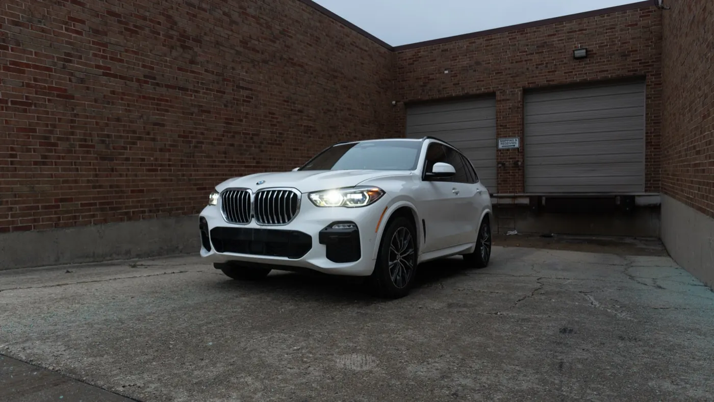 BMW X5 white before wrap, front